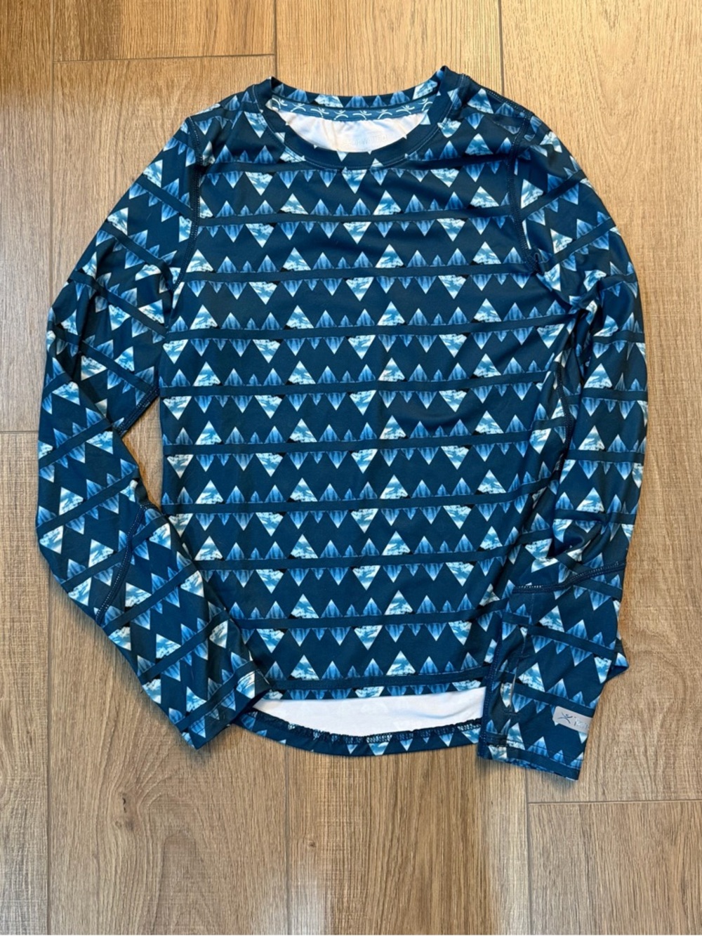EUC Terramar Geometric Long Sleeve Top (Sz M)